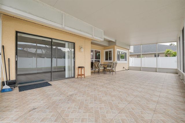 10904 AUTUMN OAK PLACE, Tampa, FL 33618