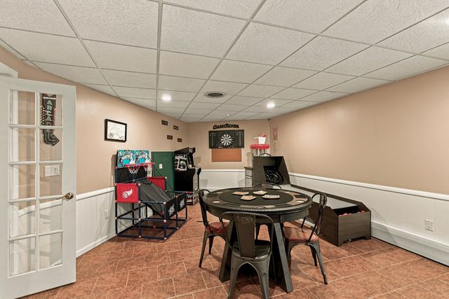 1134 33rd St Ct, Moline, IL 51265