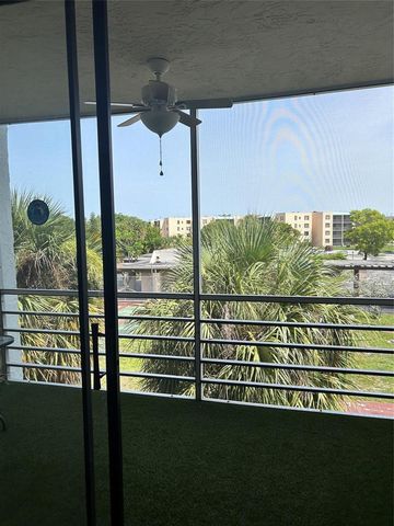 2860 Somerset Drive 311k, Lauderdale Lakes, FL 33311