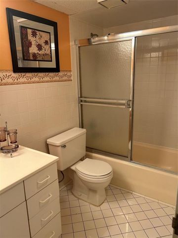2860 Somerset Drive 311k, Lauderdale Lakes, FL 33311