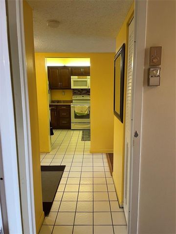 2860 Somerset Drive 311k, Lauderdale Lakes, FL 33311