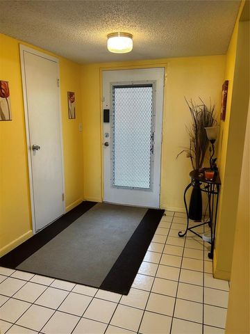 2860 Somerset Drive 311k, Lauderdale Lakes, FL 33311