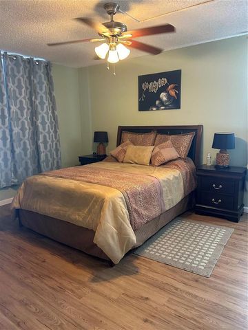 2860 Somerset Drive 311k, Lauderdale Lakes, FL 33311