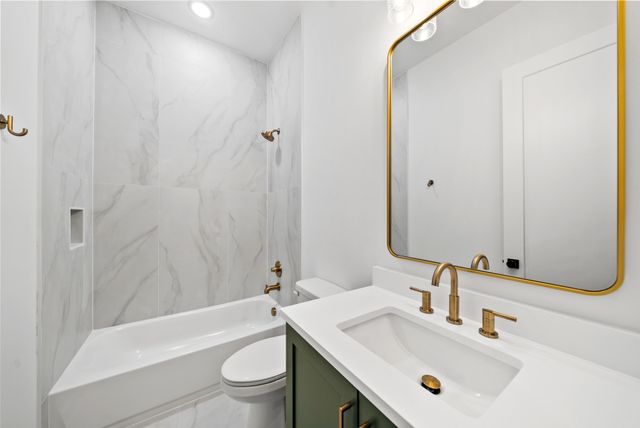 2428 Brittany Dr, Nashville, TN 37206