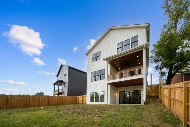 2428 Brittany Dr, Nashville, TN 37206