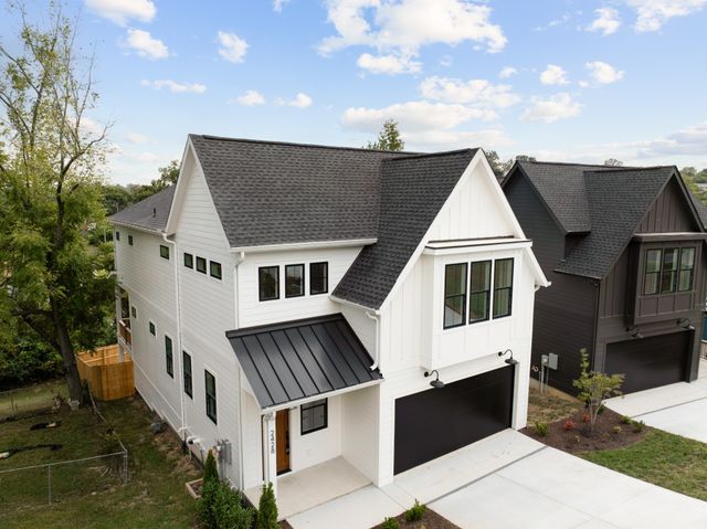 2428 Brittany Dr, Nashville, TN 37206