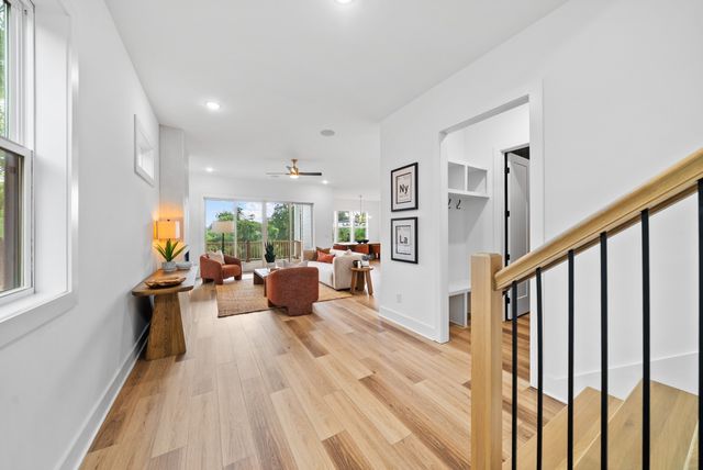 2428 Brittany Dr, Nashville, TN 37206