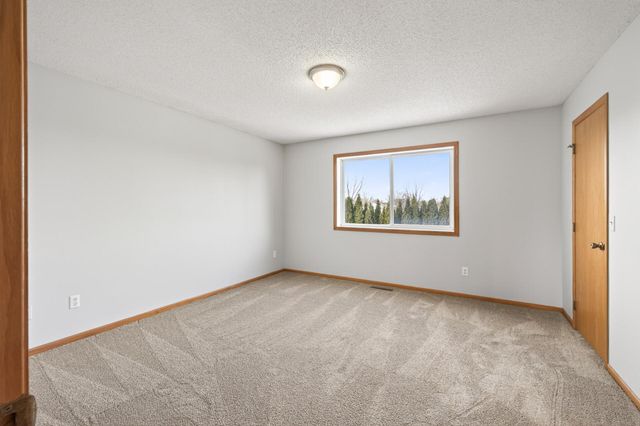 13630 58th Avenue N, Plymouth, MN 55446