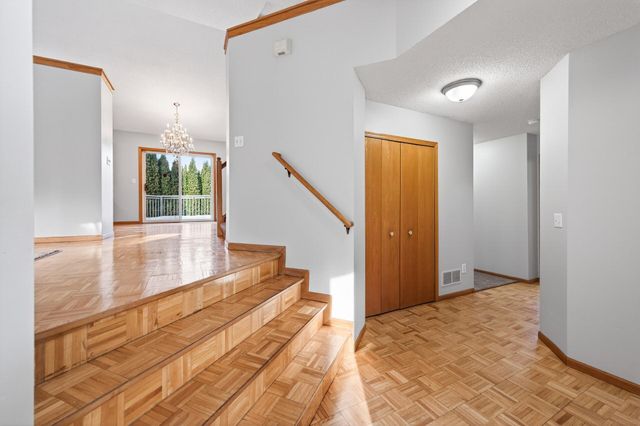 13630 58th Avenue N, Plymouth, MN 55446