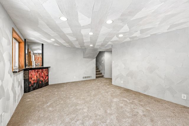 13630 58th Avenue N, Plymouth, MN 55446