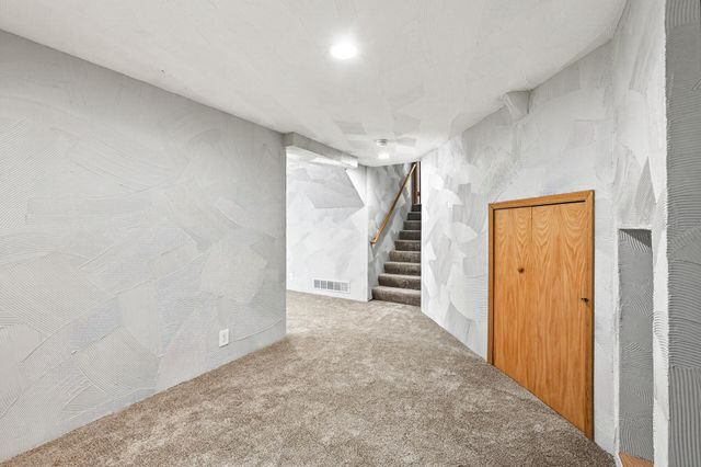 13630 58th Avenue N, Plymouth, MN 55446