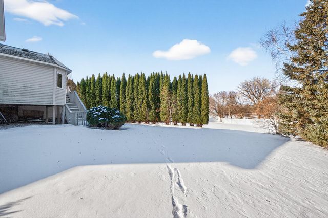 13630 58th Avenue N, Plymouth, MN 55446