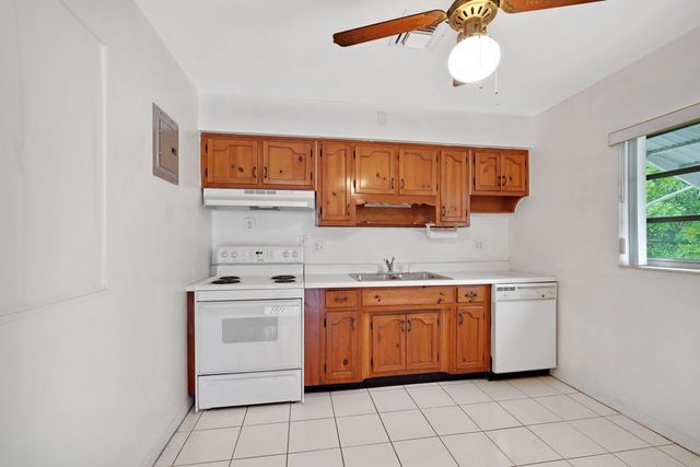 6340 WASHINGTON Street, Hollywood, FL 33023