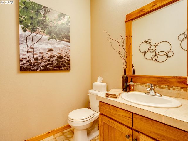 12800 Ne SALMON CREEK Ave C110, Vancouver, WA 98686