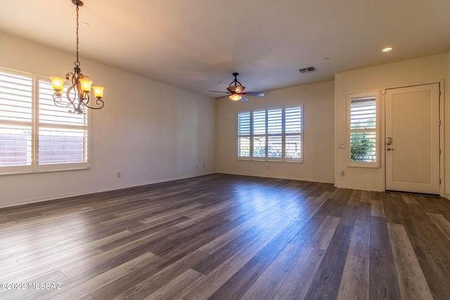 11877 N Mesquite Hollow Drive, Oro Valley, AZ 85737