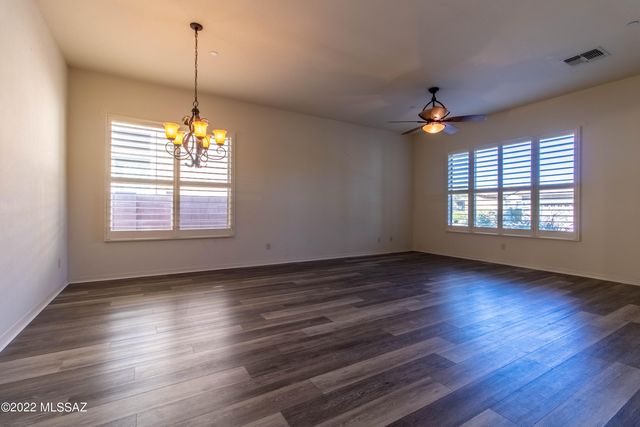 11877 N Mesquite Hollow Drive, Oro Valley, AZ 85737