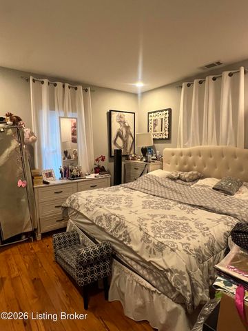 1434 Forest Dr, Louisville, KY 40219