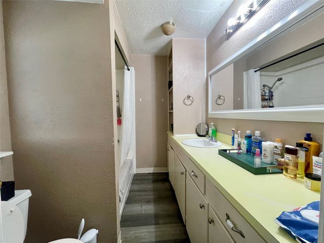 8541 Meadow Parkway Drive, Shreveport, LA 71108