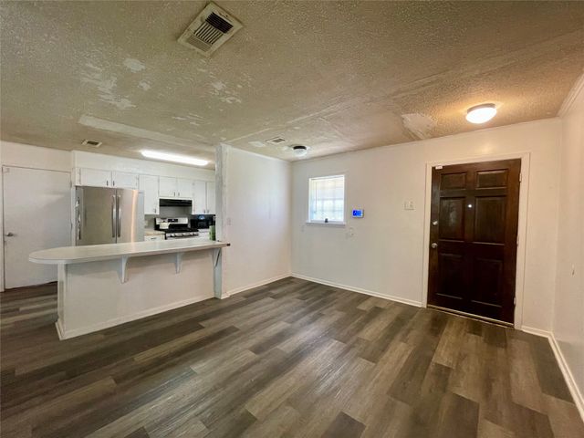 8541 Meadow Parkway Drive, Shreveport, LA 71108