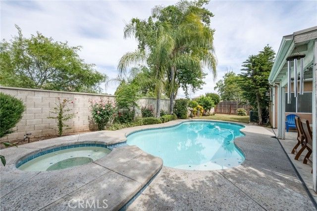 2329 Prescott, Clovis, CA 93619