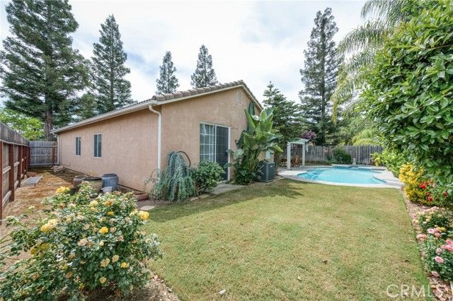 2329 Prescott, Clovis, CA 93619