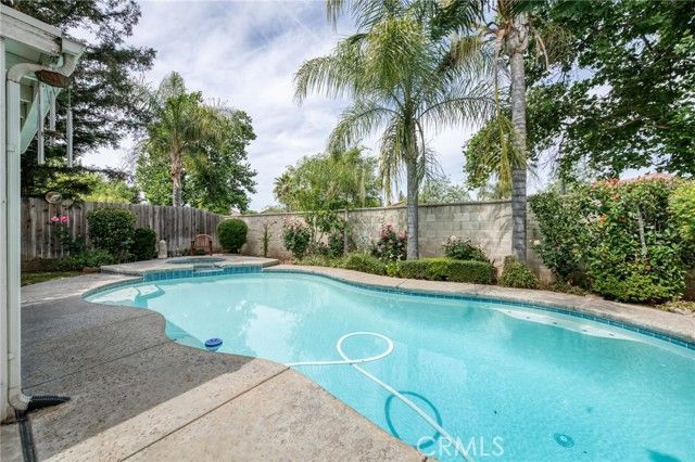 2329 Prescott, Clovis, CA 93619