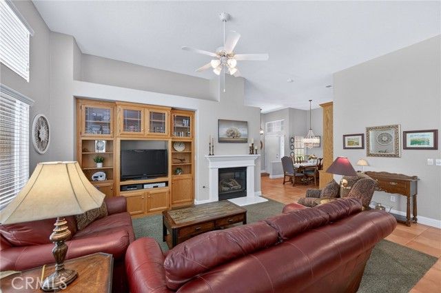 2329 Prescott, Clovis, CA 93619