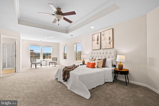 25741 CLAIRMONT MANOR SQ, Aldie, VA 20105