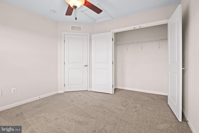 25741 CLAIRMONT MANOR SQ, Aldie, VA 20105