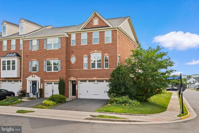 25741 CLAIRMONT MANOR SQ, Aldie, VA 20105