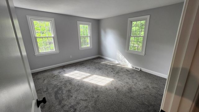 10 Mcclellan Dr, Plymouth, MA 02360