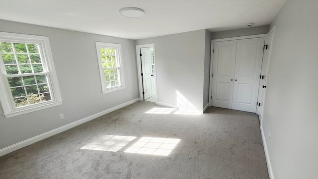 10 Mcclellan Dr, Plymouth, MA 02360