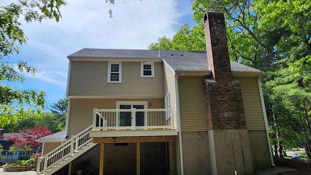 10 Mcclellan Dr, Plymouth, MA 02360