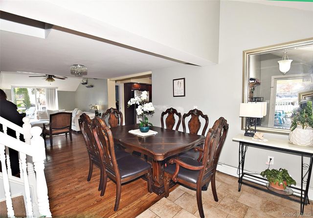130 Winganhauppauge Road, Islip, NY 11751