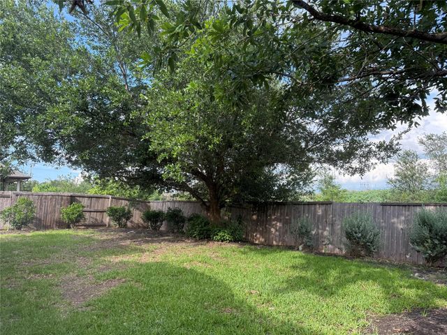11633 Sun Glass DR, Manor, TX 78653