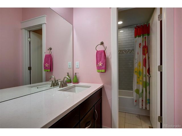 8061 E 50th Pl, Denver, CO 80238