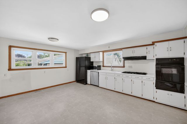 123 7th Street, West Des Moines, IA 50265