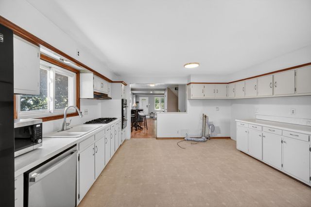 123 7th Street, West Des Moines, IA 50265