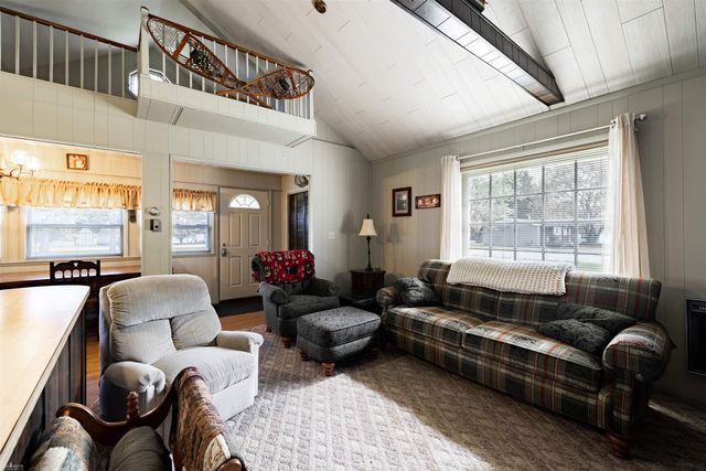 10388 Hunters Trail, Lake, MI 48632