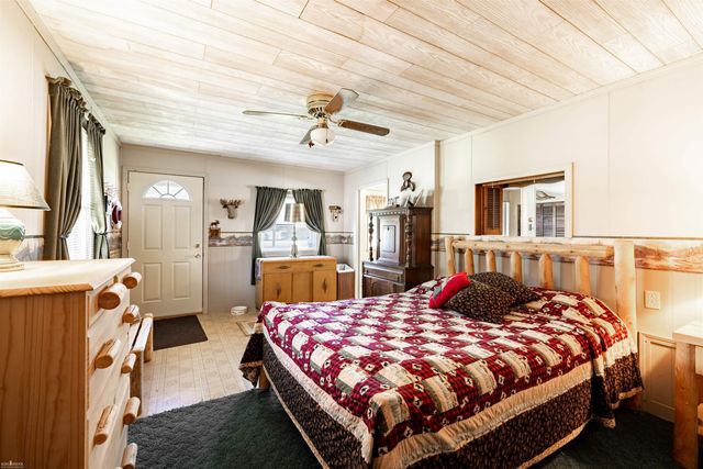 10388 Hunters Trail, Lake, MI 48632