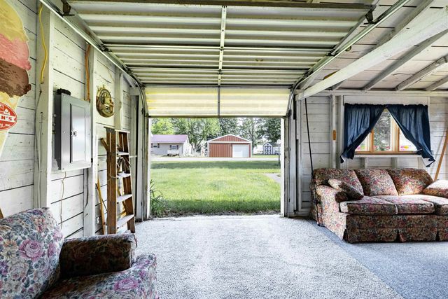 10388 Hunters Trail, Lake, MI 48632
