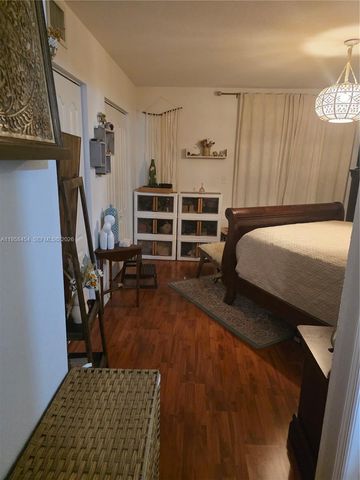 7701 W 36th Ave 3, Hialeah, FL 33018