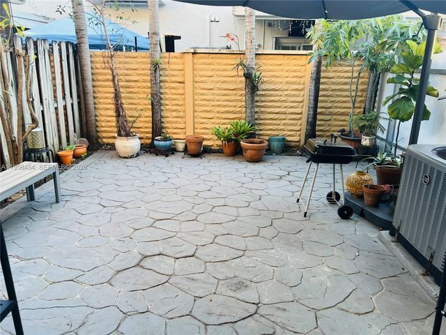 7701 W 36th Ave 3, Hialeah, FL 33018