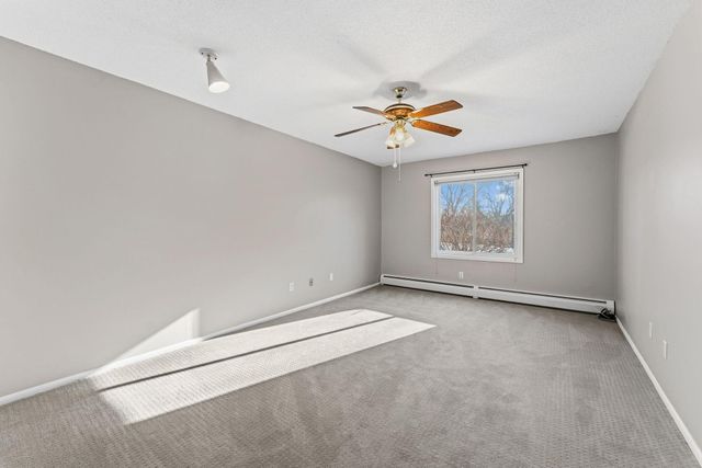 10311 Cedar Lake Road 103, Minnetonka, MN 55305