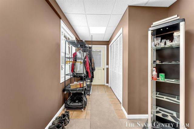 12893 112th Avenue, Grand Haven, MI 49417