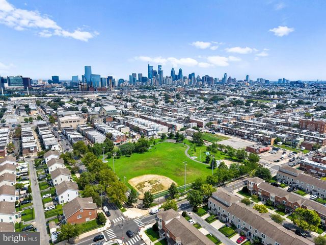 1542 S HOLLYWOOD ST, Philadelphia, PA 19146