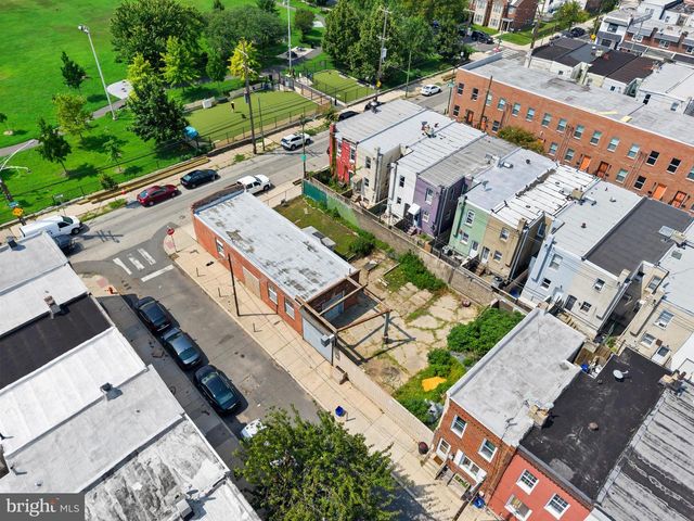 1542 S HOLLYWOOD ST, Philadelphia, PA 19146