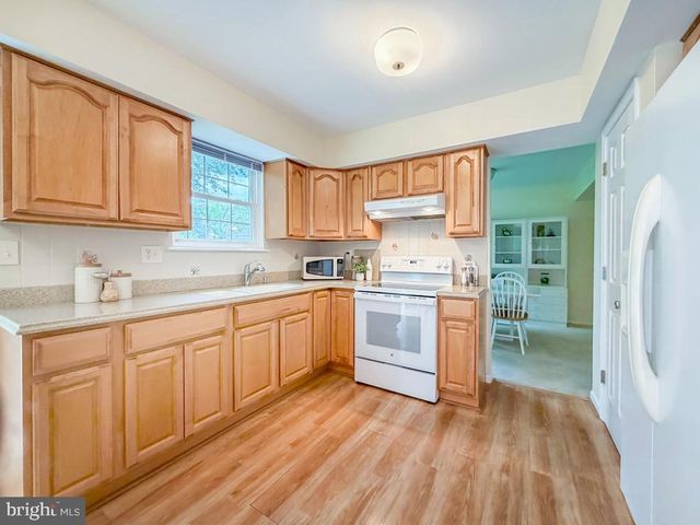 236 GREENVIEW RD, Yardley, PA 19067
