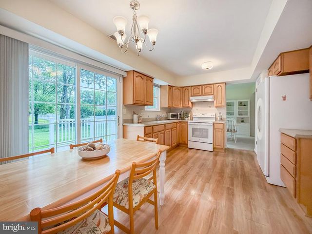 236 GREENVIEW RD, Yardley, PA 19067