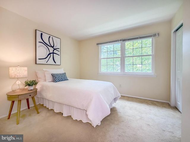 236 GREENVIEW RD, Yardley, PA 19067